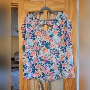 Torrid floral shirt